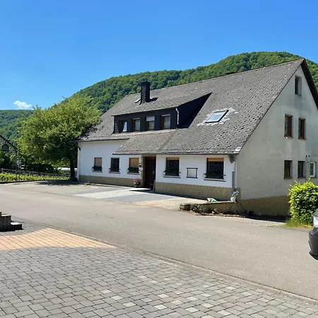 Rieslingakademie * Mesenich