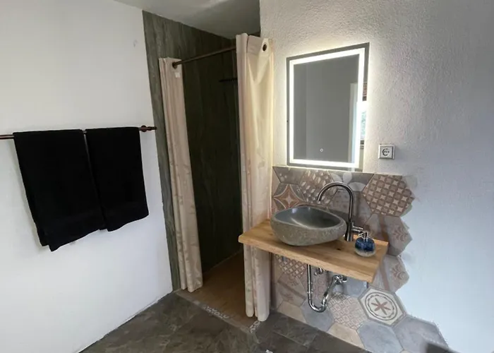 Rieslingakademie Alojamento de Acomodação e Pequeno-almoço 3*